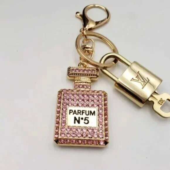 100% Auth Louis Vuitton Lock & Key with unbranded Bagcharm, Keycharm, Keychain - Picture 2 of 9